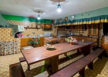 Sala da pranzo - Villa via Giovanni Pascoli
 
12, Aci Sant'Antonio - foto 45