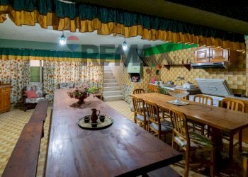 Sala da pranzo - Villa via Giovanni Pascoli
 
12, Aci Sant'Antonio - foto 47