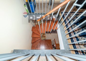 Scale - Villa VIA GIOVANNI GRASSO
 
35, San Gregorio di Catania - foto 21