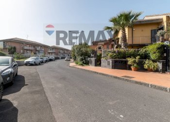 Edificio all\'aperto - Villa VIA GIOVANNI GRASSO
 
35, San Gregorio di Catania - foto 35