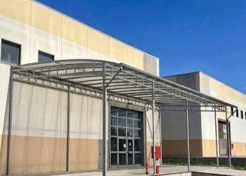 Edificio all\'aperto - Capannone Via Passo Del Fico
 
sn, Catania - foto 2