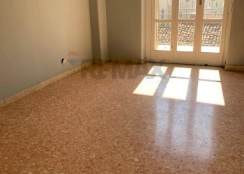 Stanza vuota - Quadrilocale Via Alberto Mario
 
74, Catania - foto 12