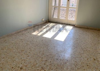 Stanza vuota - Quadrilocale Via Alberto Mario
 
74, Catania - foto 13