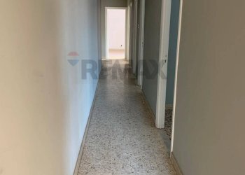 Hall / corridoio - Quadrilocale Via Alberto Mario
 
74, Catania - foto 19