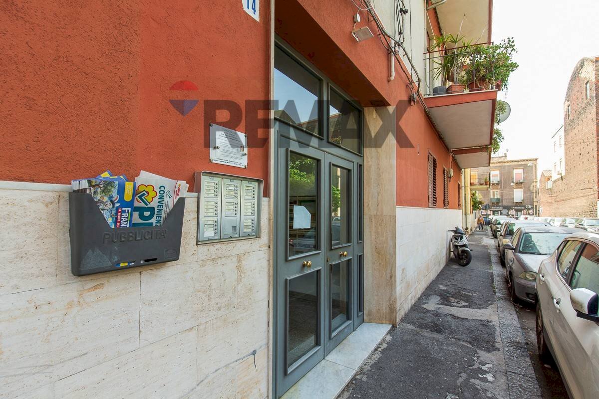 Edificio all\'aperto - Appartamento Via Fra' Liberato
 
14, Catania - foto 3