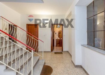 Scale - Apartment Via Fra' Liberato
 
14, Catania - photo 6