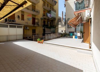 Edificio all\'aperto - Apartment Via Fra' Liberato
 
14, Catania - photo 24