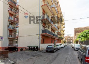 Edificio all\'aperto - Apartment Via Fra' Liberato
 
14, Catania - photo 27