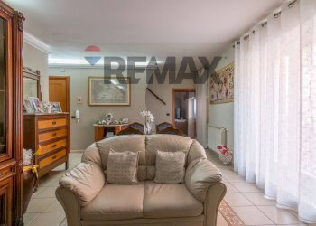 Soggiorno - Casa indipendente Via Silva
 
2, Caltagirone - foto 6