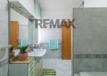 Bagno - Casa indipendente Via Silva
 
2, Caltagirone - foto 37