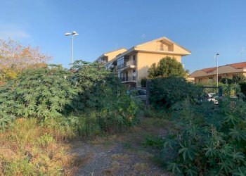 Casa all\'aperto - Terreno agricolo via cubisia
 
snc, Aci Catena - foto 9