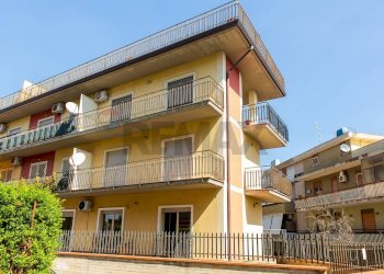 Edificio all\'aperto - Three-room apartment Via Badia
 
3, Catania - photo 27