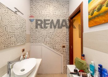 Bagno - Villa Via A. Muratori Ludovico
 
10/D, Trecastagni - foto 13