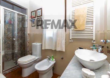 Bagno - Villa Via A. Muratori Ludovico
 
10/D, Trecastagni - foto 30