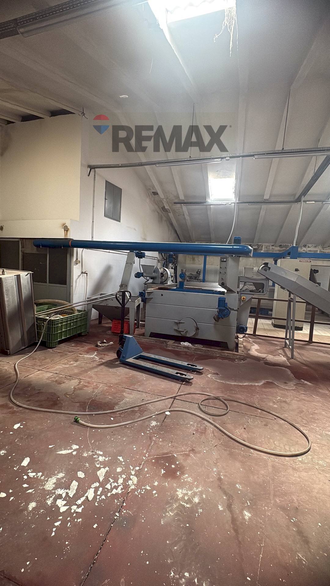 Parcheggio - Locale Commerciale Via Fabio Filzi
 
6, Belpasso - foto 1