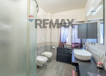 Bagno - Bilocale Ciampino - foto 9