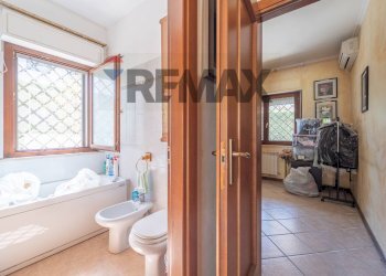 Bagno - Trilocale via guglielmo quattrucci
 
32, Grottaferrata - foto 25