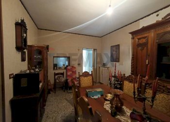 Sala da pranzo - Casa indipendente Via San Pietro
 
170, Enna - foto 4