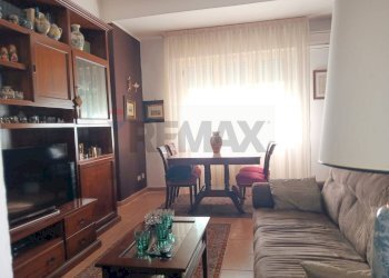 Sala da pranzo - Appartamento Via Libertà
 
115, Enna - foto 12