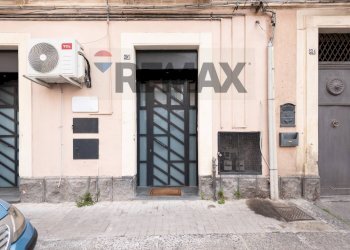 Edificio all\'aperto - Casa indipendente Via Rodi
 
26, Catania - foto 2