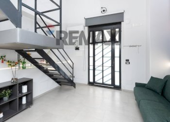 Soggiorno - Casa indipendente Via Rodi
 
26, Catania - foto 7
