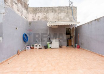 Terrazza - Bilocale Via Trovatelli
 
65, Catania - foto 16