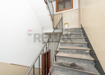 Scale - Bilocale Via Trovatelli
 
65, Catania - foto 19