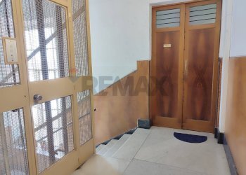 Pianerottolo - Appartamento Via Nino Martoglio
 
29, Catania - foto 2