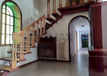 Sala d\'ingresso - Appartamento Via Nino Martoglio
 
29, Catania - foto 3