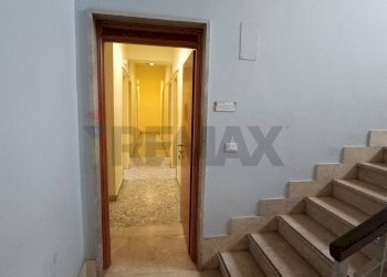 Scale - Appartamento Corso Sicilia
 
73, Enna - foto 4