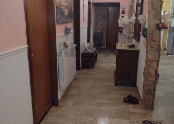 Hall / corridoio - Appartamento Via Tenente Salv. Li Moli
 
44, Mirabella Imbaccari - foto 4