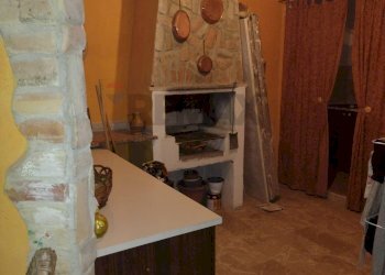 Cucina - Appartamento Via Tenente Salv. Li Moli
 
44, Mirabella Imbaccari - foto 19
