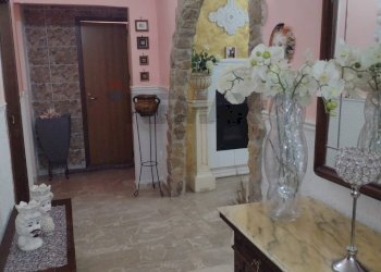 Hall / corridoio - Appartamento Via Tenente Salv. Li Moli
 
44, Mirabella Imbaccari - foto 26