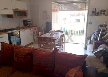 Sala da pranzo - Bilocale Via bellini
 
71/B, Piedimonte Etneo - foto 15