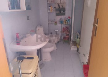 Bagno - Bilocale Via bellini
 
71/B, Piedimonte Etneo - foto 19
