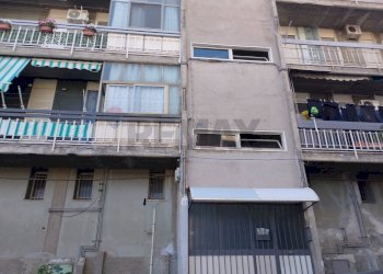 Edificio all\'aperto - Trilocale Via zia lisa
 
117, Catania - foto 3