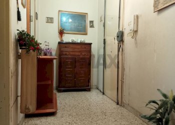 Hall / corridoio - Trilocale Via zia lisa
 
117, Catania - foto 39