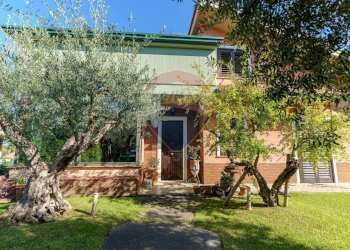 Casa all\'aperto - Villa Tropea
 
13-9, Aci Sant'Antonio - foto 2