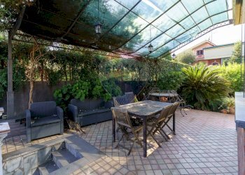 Terrazza - Villa Tropea
 
13-9, Aci Sant'Antonio - foto 13