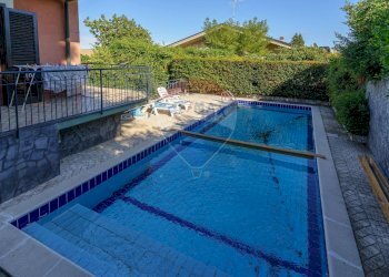 Piscina - Villa Tropea
 
13-9, Aci Sant'Antonio - foto 15