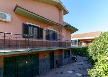 Casa all\'aperto - Villa Tropea
 
13-9, Aci Sant'Antonio - foto 20