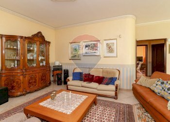 Soggiorno - Villa Tropea
 
13-9, Aci Sant'Antonio - foto 28