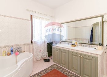 Bagno - Villa Tropea
 
13-9, Aci Sant'Antonio - foto 37