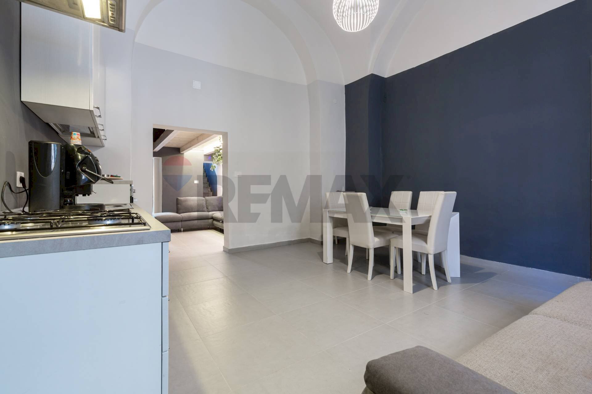 Sala da pranzo - Trilocale via Sella
 
26, Catania - foto 2