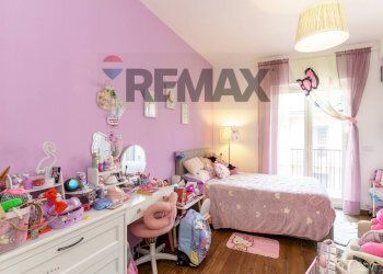 Camera / camera da letto - Appartamento Via Giacomo Leopardi
 
22, Gravina di Catania - foto 14