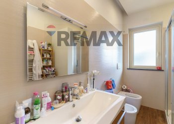 Bagno - Appartamento Via Giacomo Leopardi
 
22, Gravina di Catania - foto 22