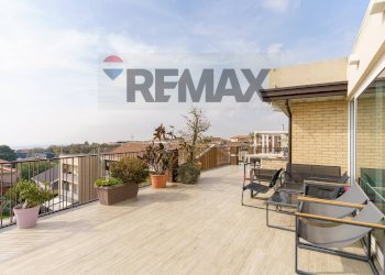 Terrazza - Appartamento Via Giacomo Leopardi
 
22, Gravina di Catania - foto 53