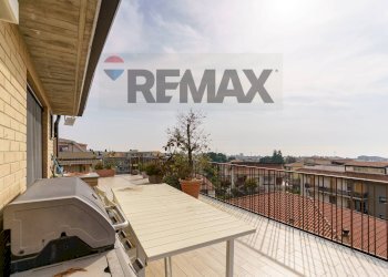 Balcone - Appartamento Via Giacomo Leopardi
 
22, Gravina di Catania - foto 56