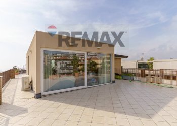 Terrazza - Appartamento Via Giacomo Leopardi
 
22, Gravina di Catania - foto 59