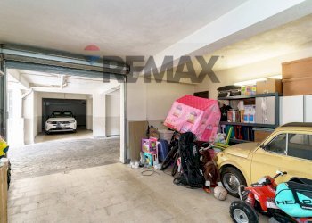 Parcheggio - Appartamento Via Giacomo Leopardi
 
22, Gravina di Catania - foto 64